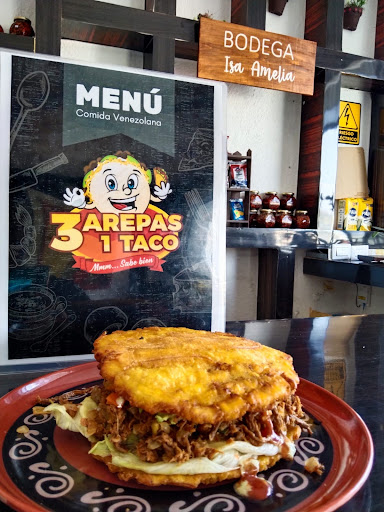 3 Arepas 1 Taco