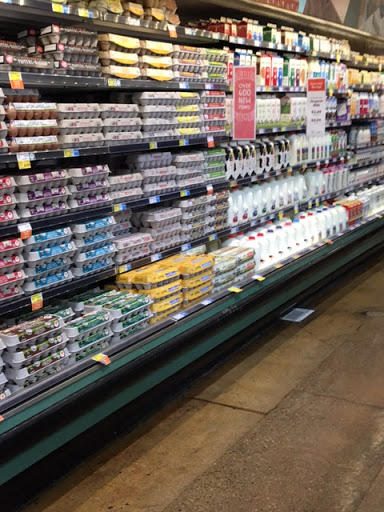 Grocery Store «Whole Foods Market», reviews and photos, 3000 Telegraph Ave, Berkeley, CA 94705, USA