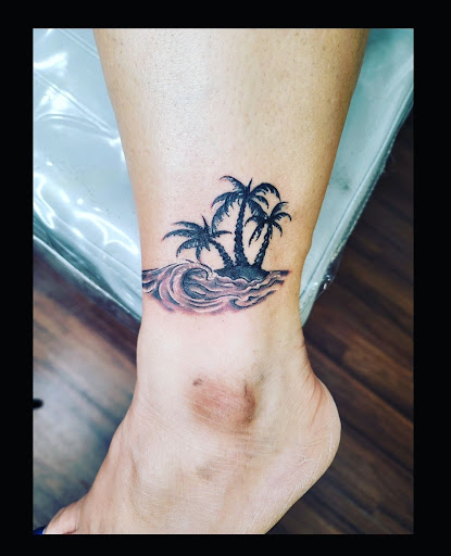 Explore broken hearted tattoo ideas, creative tattoo ideas in Rehoboth Beach, available at Tattoo Galaxy (Rehoboth Beach) Piercing & Custom tattoos
