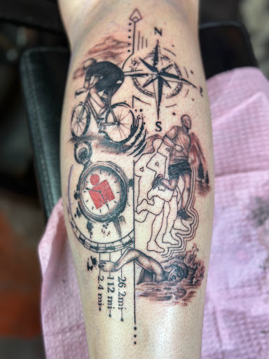 Explore flower tattoo sleeve ideas, creative tattoo ideas in Davenport, available at Darkside Art Co.
