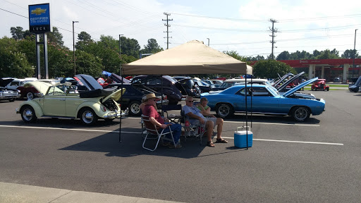 Car Dealer «Luck Chevrolet», reviews and photos, 516 S Washington Hwy, Ashland, VA 23005, USA