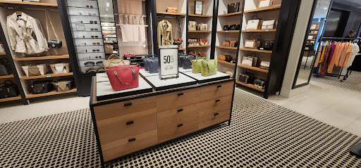 Clothing Store «Coach», reviews and photos, 1 Premium Outlet Blvd #201, Tinton Falls, NJ 07753, USA