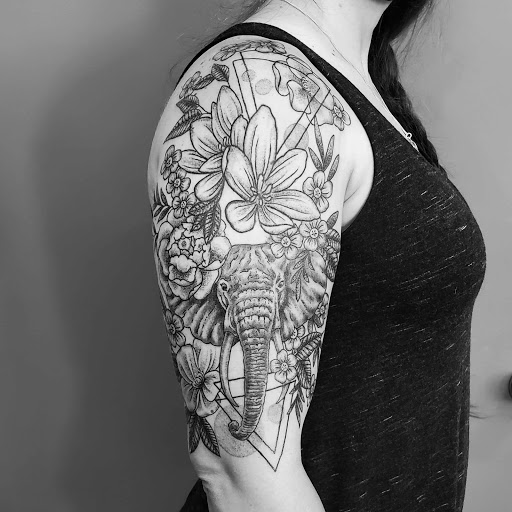 Tattoo Shop «Illuminati Tattoo», reviews and photos, 52 Front St, Santa Cruz, CA 95060, USA