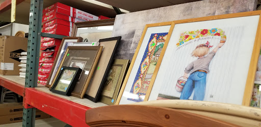 Thrift Store «Pomona Valley Habitat For Humanity ReStore», reviews and photos, 4609 Holt Blvd, Montclair, CA 91763, USA