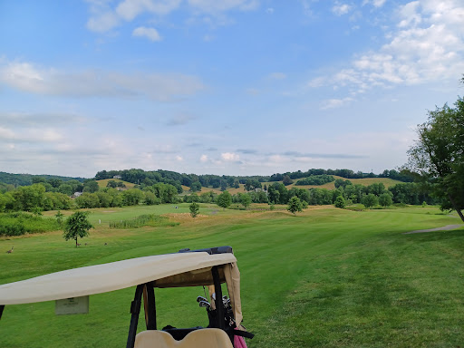 Golf Club «Oak Shadows Golf Club», reviews and photos, 1063 Oak Shadows Dr NE, New Philadelphia, OH 44663, USA