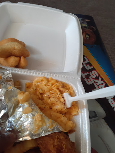 Barbecue Restaurant «Hunter Hill Cafe», reviews and photos, 501 Old Mill Rd, Rocky Mount, NC 27804, USA