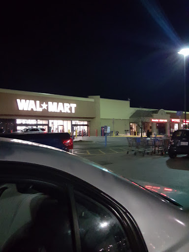 Discount Store «Walmart», reviews and photos, 950 Edwards Ferry Rd NE, Leesburg, VA 20176, USA