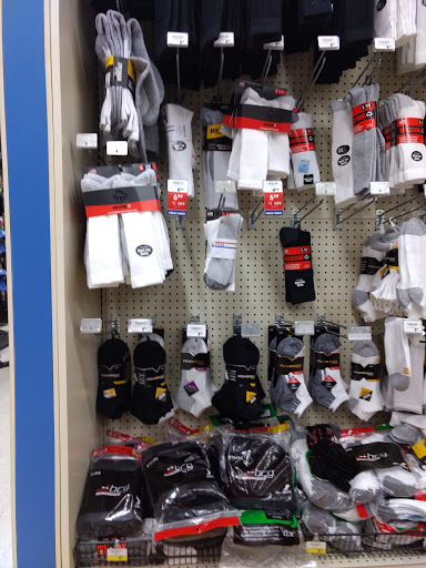 Sporting Goods Store «Academy Sports + Outdoors», reviews and photos, 6425 Garth Rd, Baytown, TX 77521, USA