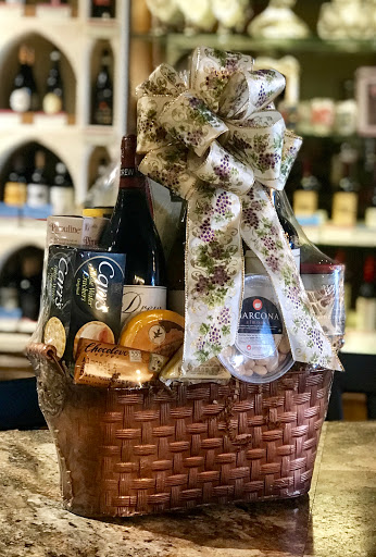 Wine Store «West Shore Wine Company», reviews and photos, 21629 Center Ridge Rd, Rocky River, OH 44116, USA