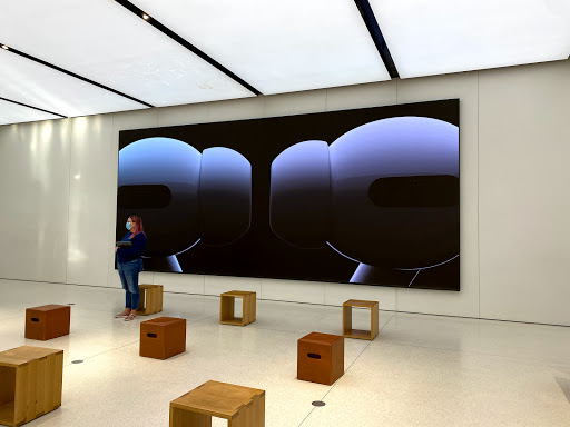 Computer Store «Apple St. Johns Town Center», reviews and photos, 4835 River City Dr, Jacksonville, FL 32246, USA