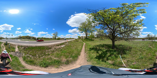 Nature Preserve «Maple Lake East - Mountain Bike Staging Area», reviews and photos, 9500 Willow Springs Rd, Willow Springs, IL 60480, USA