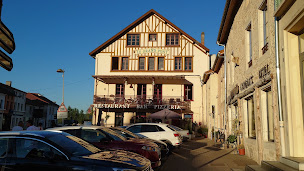 Photo n°25 de Restaurant Pizzeria Le Grand Pont à Joinville ()