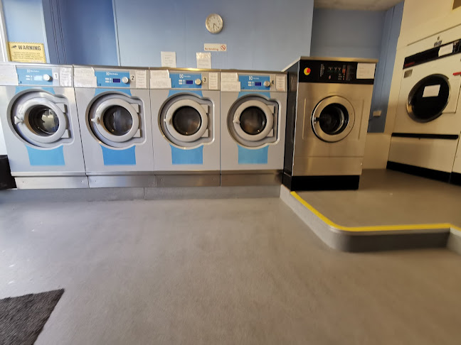 Reviews of Northfield Place Launderette in Aberdeen - Laundry service