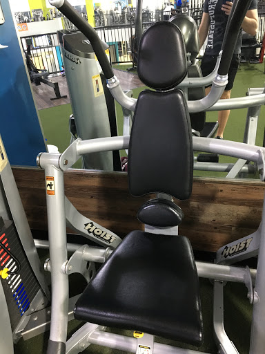 Health Club «Onelife Fitness - Greenbrier Gym», reviews and photos, 600 Jarman Rd, Chesapeake, VA 23320, USA