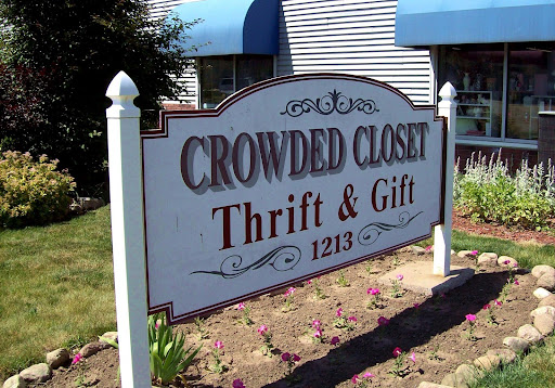 Thrift Store «Crowded Closet», reviews and photos