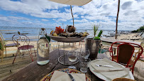 Atmosphère du Restaurant La Cabane Réveleau, dégustation d'huîtres - Le Canon à Lège-Cap-Ferret - n°1