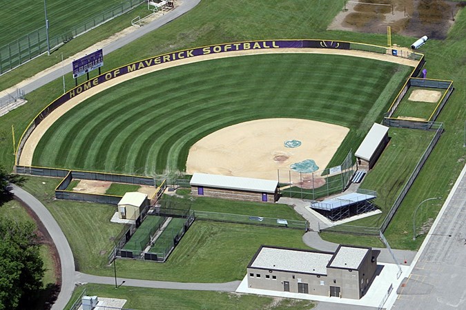 WOMENS SOFTBALL DIAMOND