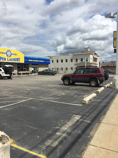 Laundromat «Family Wash Day», reviews and photos, 8101 West Chester Pike, Upper Darby, PA 19082, USA