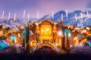 Tomorrowland Winter image