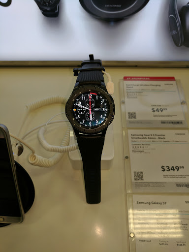 Electronics Store «Best Buy», reviews and photos, 13513 Ridgedale Dr, Hopkins, MN 55305, USA