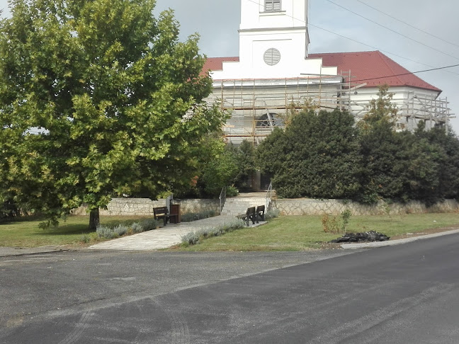 Baktalórántháza Református Egyházközség - Templom