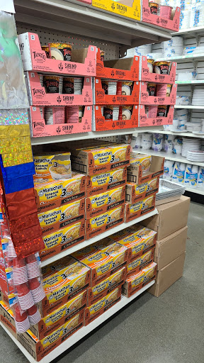 Dollar Store «Dollar Tree», reviews and photos, 7601 Evergreen Way, Everett, WA 98203, USA