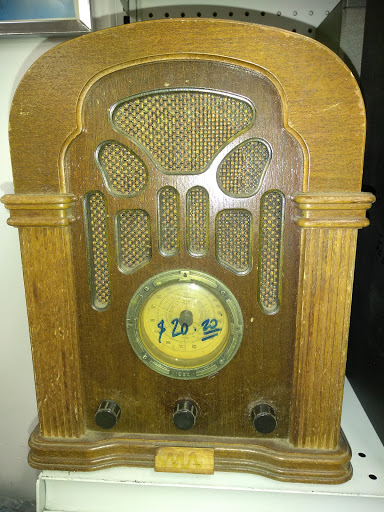 Thrift Store «Goodwill», reviews and photos, 2040 Alta Arden Expy, Sacramento, CA 95825, USA