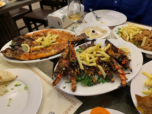 مطعم المرساه البحرية - الهيئة الملكية - حى السميرى