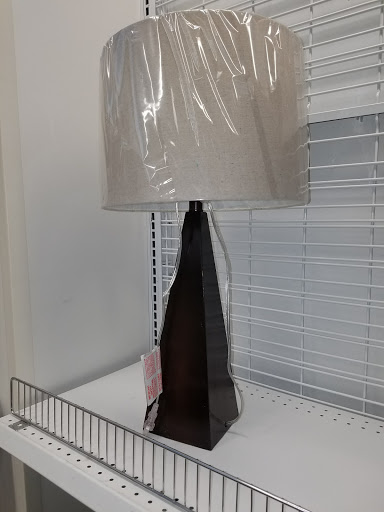 Ross Dress for Less image