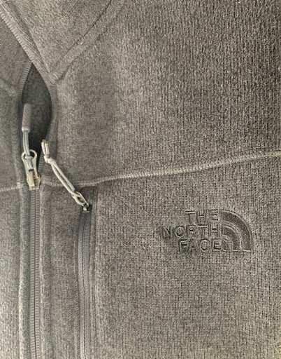 Dry Cleaner «Starchies Cleaners», reviews and photos, 425 E Pleasant Run Rd, Cedar Hill, TX 75104, USA