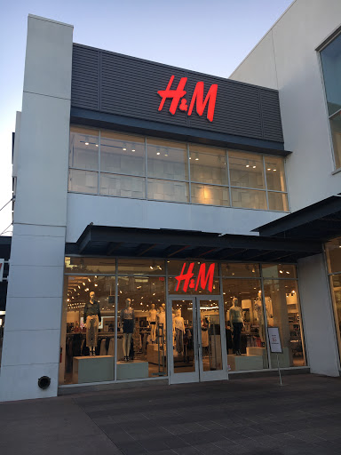 H&M