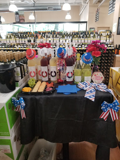 Wine Store «Westchester Wine Warehouse», reviews and photos, 53 Tarrytown Rd, White Plains, NY 10607, USA
