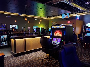 The Lions Den Casino - photo 2