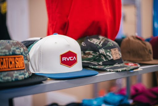 Surf Shop «Lake Effect Surf Shop», reviews and photos, 1926 E Capitol Dr, Shorewood, WI 53211, USA