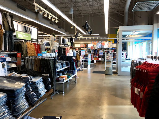 Clothing Store «Old Navy», reviews and photos, 4125 Riverdale Rd, South Ogden, UT 84405, USA
