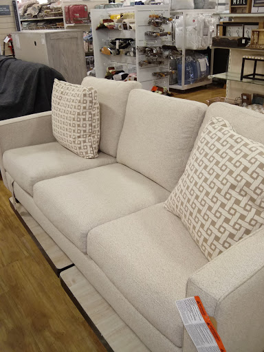 Department Store «HomeGoods», reviews and photos, 803 Goucher Blvd, Towson, MD 21286, USA