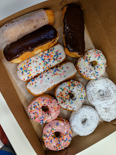 Donut Shop «Original Country Donuts», reviews and photos, 3091 US-20 #101, Elgin, IL 60124, USA