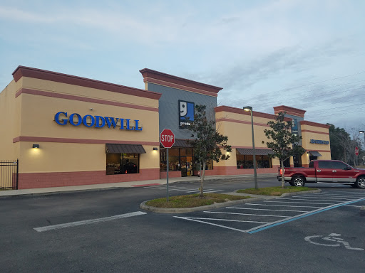 Goodwill, 4516 FL-46, Sanford, FL 32771, USA, 