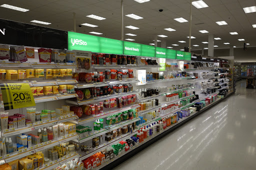 Shopping Mall «Freehold Raceway Mall», reviews and photos, 3710 U.S. 9, Freehold, NJ 07728, USA