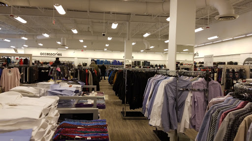 Department Store «Nordstrom Rack Shops At Orchard Place», reviews and photos, 9625 Skokie Blvd, Skokie, IL 60077, USA