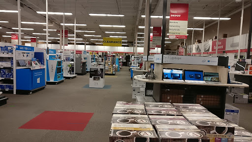 Office Supply Store «Office Depot», reviews and photos, 4347 Merle Hay Rd, Des Moines, IA 50310, USA