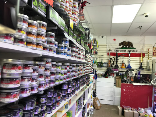 Vaporizer Store «Tobacco King & Vape King», reviews and photos, 1609 S Glebe Rd, Arlington, VA 22204, USA