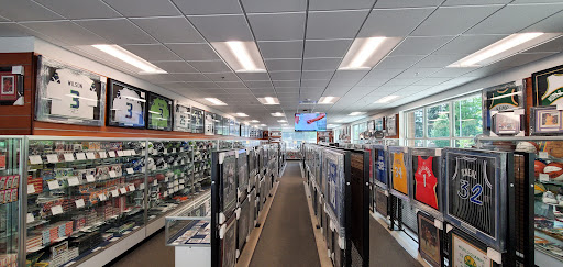 Sporting Goods Store «Mill Creek Sports Cards», reviews and photos, 15704 Mill Creek Blvd # 5, Mill Creek, WA 98012, USA