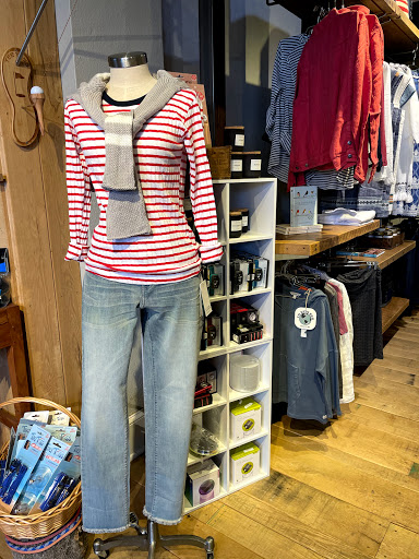 Camping Store «Out There Outfitters», reviews and photos, 123 N Wayne Ave, Wayne, PA 19087, USA