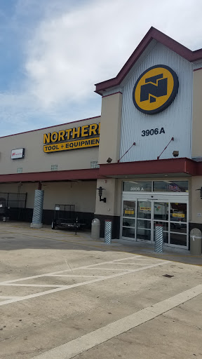 Tool Store «Northern Tool + Equipment», reviews and photos, 3906 W Hillsborough Ave, Tampa, FL 33614, USA