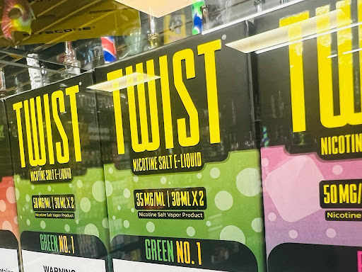 Tobacco Shop «How High Smoke Shop», reviews and photos, 11030 Bissonnet St, Houston, TX 77099, USA