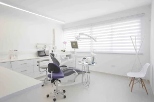 Eversmile Dental Center image
