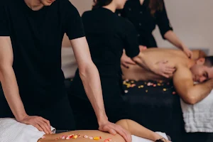 Aura Spa Salon - масаж , спа image