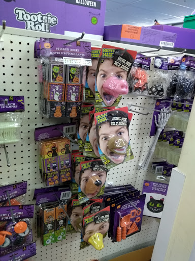 Dollar Store «Dollar Tree», reviews and photos, 3121 Ross Clark Cir #2, Dothan, AL 36303, USA