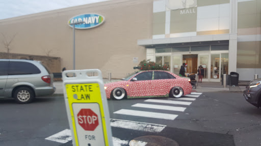 Shopping Mall «Quaker Bridge Mall», reviews and photos, 3320 Brunswick Pike, Lawrenceville, NJ 08648, USA